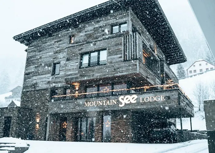 Aparthotel Mountain 4*