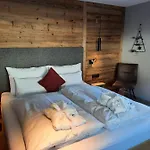 Aparthotel Mountain 4*
