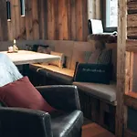 Aparthotel Mountain 4*