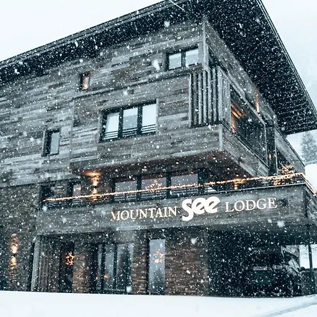 公寓式酒店 Mountain 4*