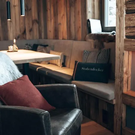 Aparthotel Mountain 4*