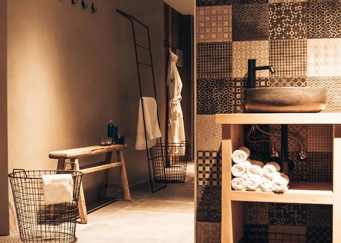 Mountain 公寓式酒店 湖城