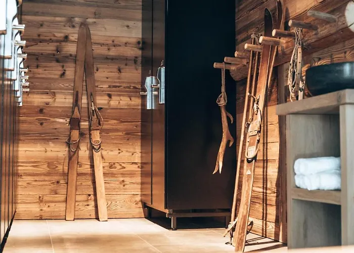 Mountain 公寓式酒店 4*